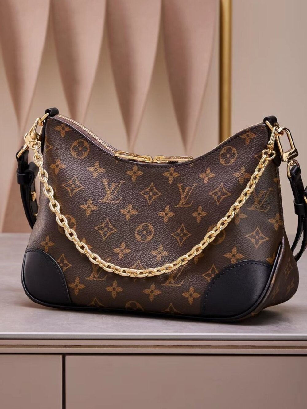 🍷LV Boulogne Bag with gold chain and black leather strap - Picture 2 of 7